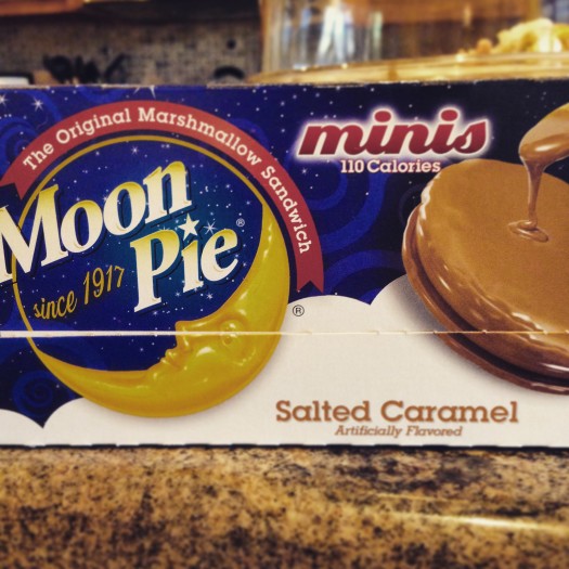 salted-caramel-moon-pie