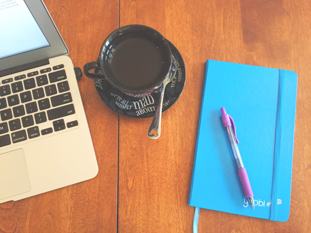 bullet-journal-desk-tea